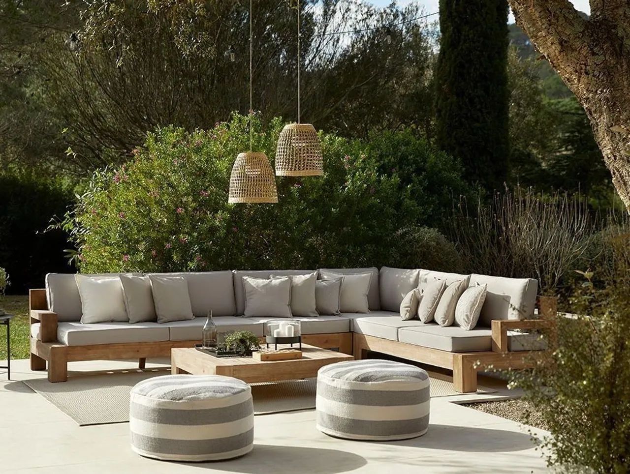 Sofás em madeira maciça  - Foto 5