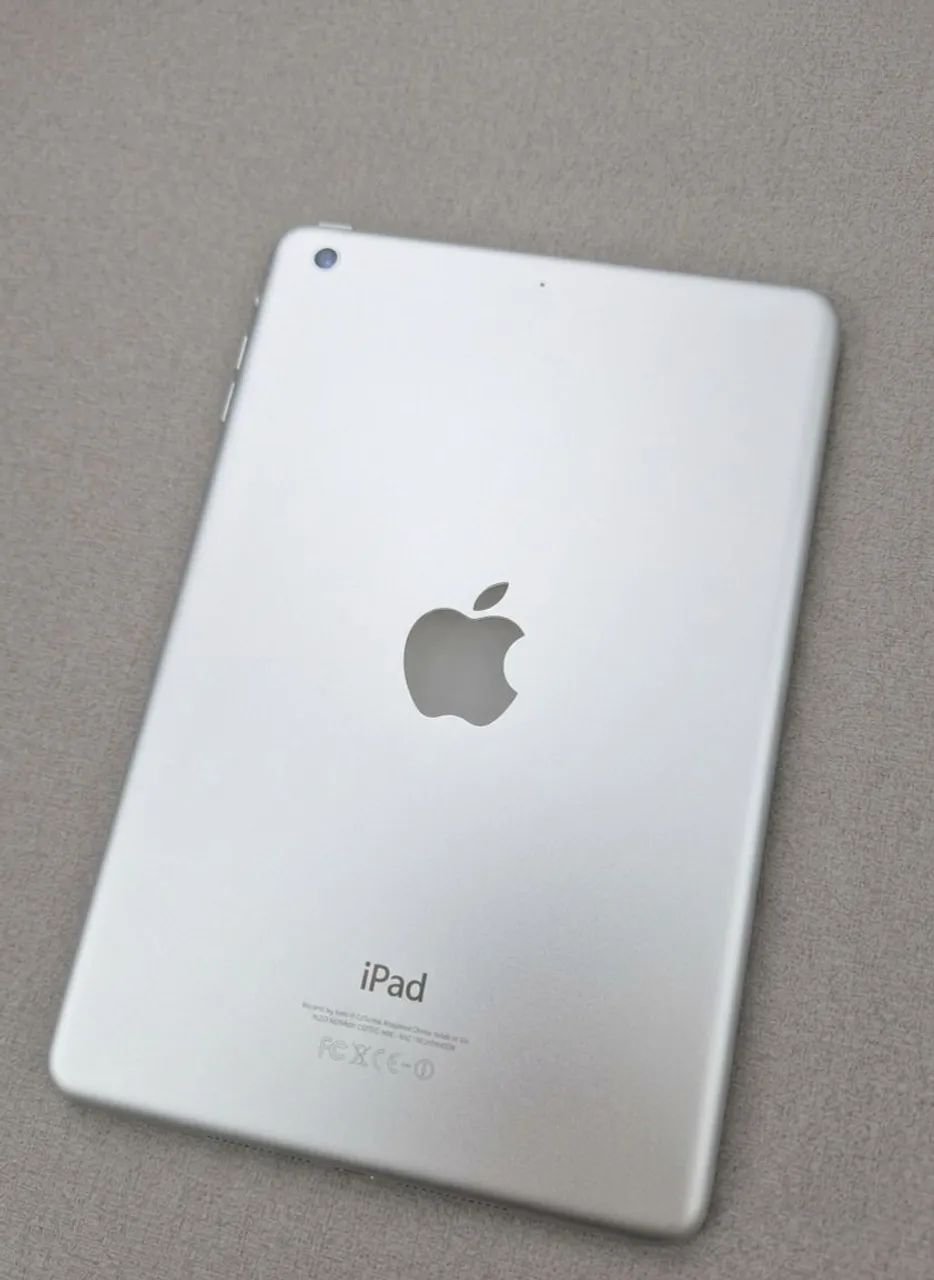 iPad Mini 2 Prata/Branco - Excelente Estado + Capa - Foto 3