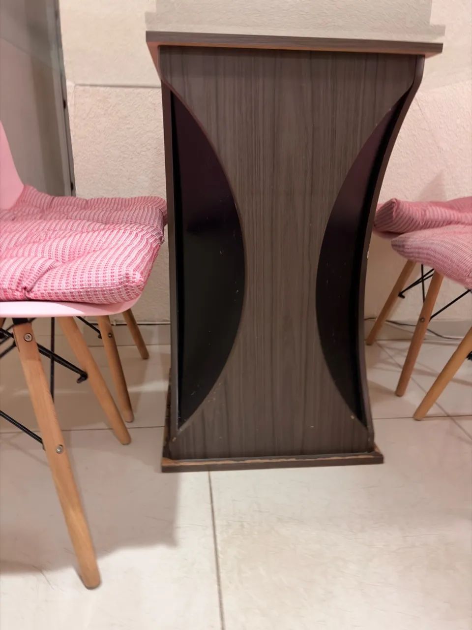 Mesa de jantar com 4 cadeiras  - Foto 3