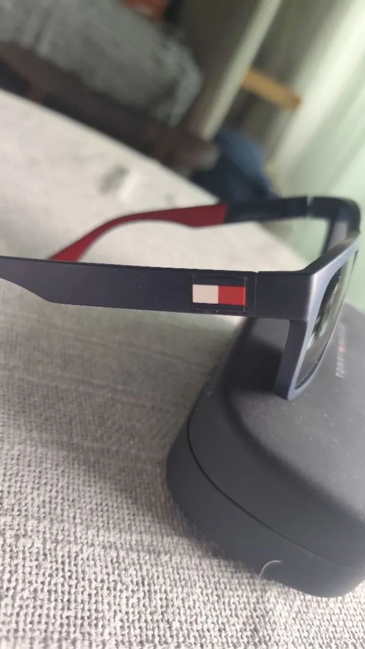Óculos Tommy Hilfiger  - Foto 4