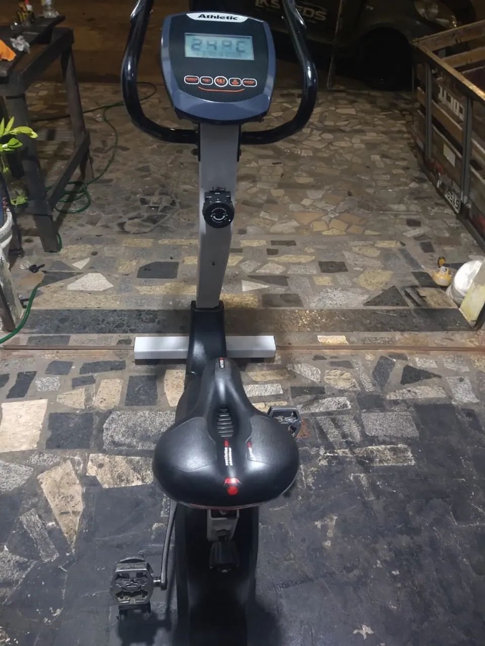 Bicicleta Vertical Athletic Profissional  - Foto 2