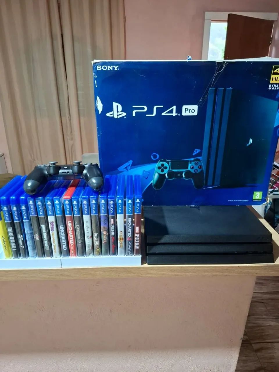 Vendo PS4 PRO 