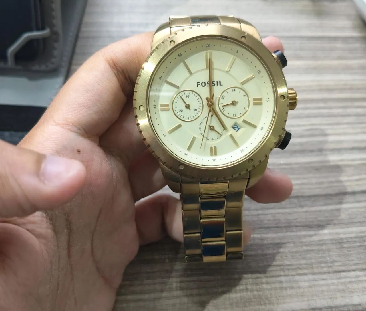 Relógio Fossil dourado - Foto 5