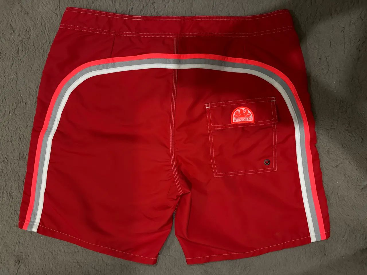 Short sundek