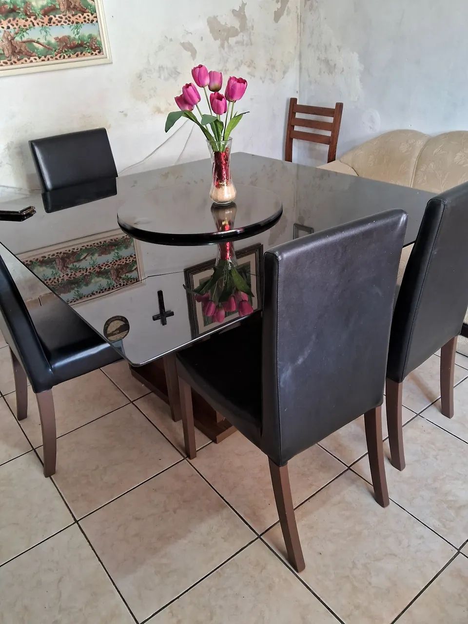 Mesa com 4 cadeiras