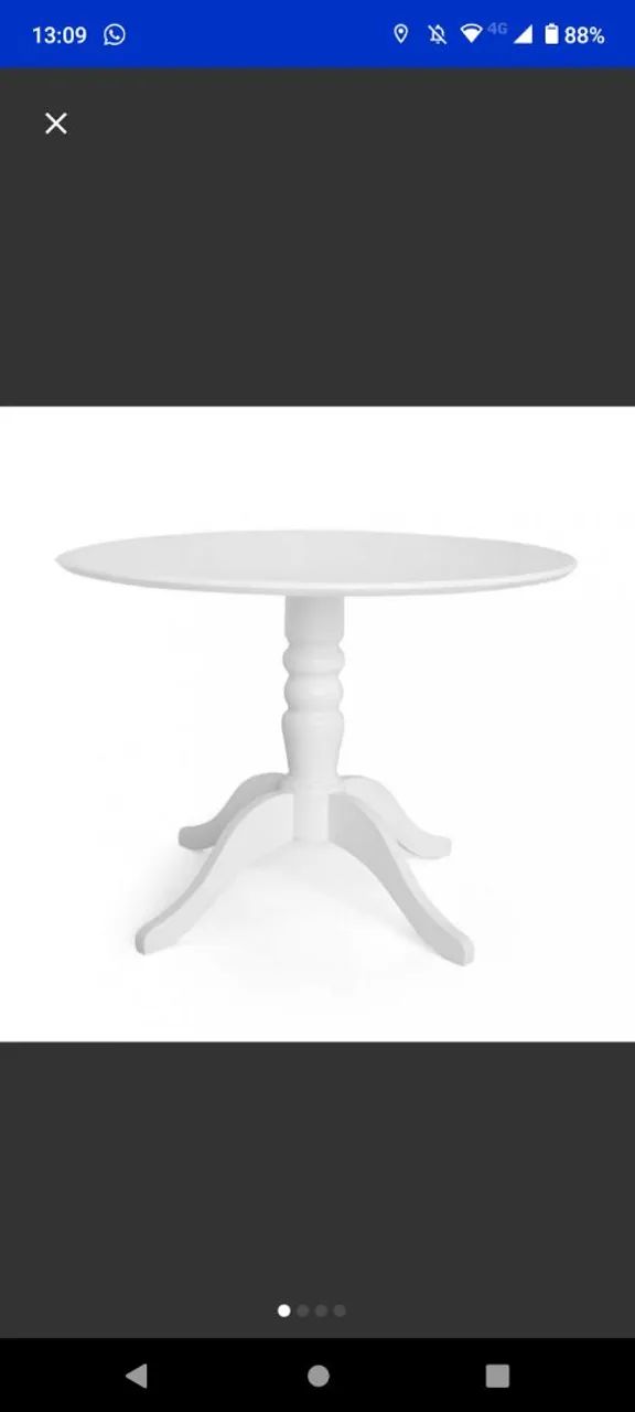 Tampo de mesa de madeira maciça.