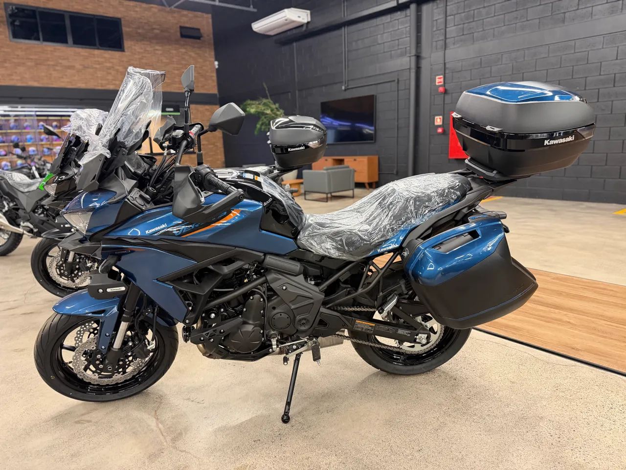 Versys 650 TR  - Foto 3