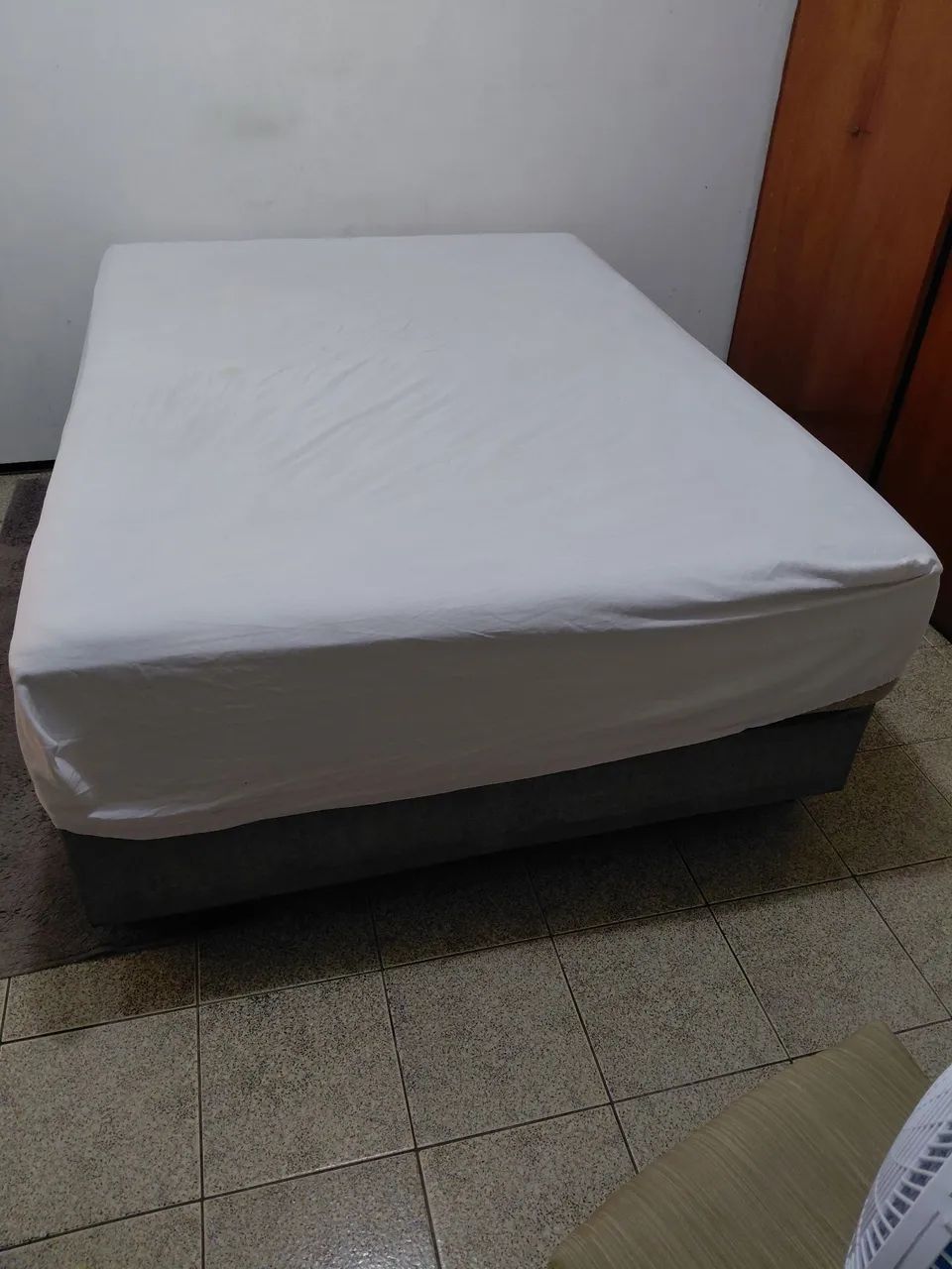 Cama casal 1.88 x1.38