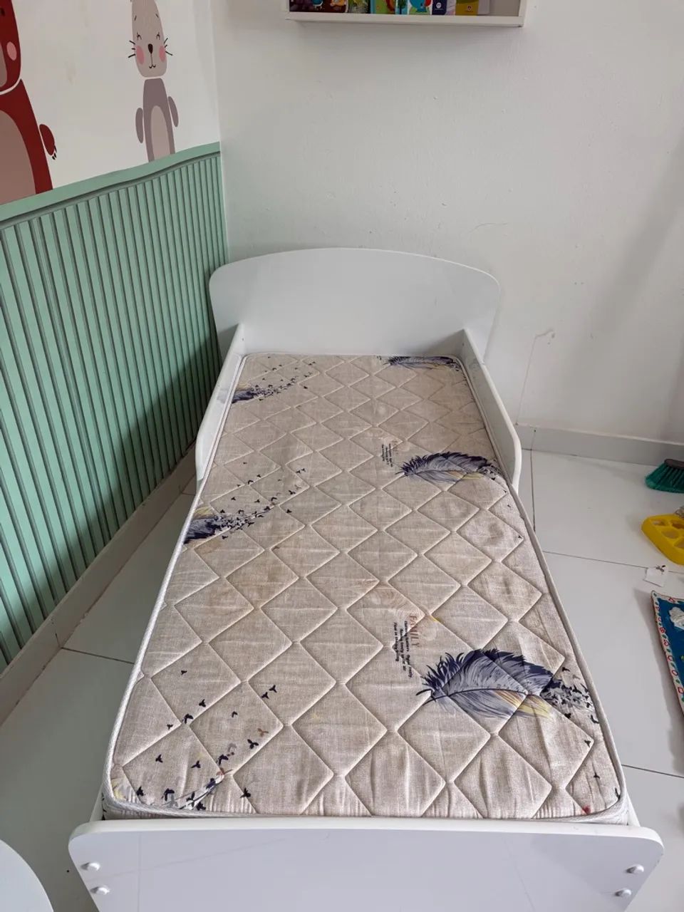 Cama infantil + colchão 