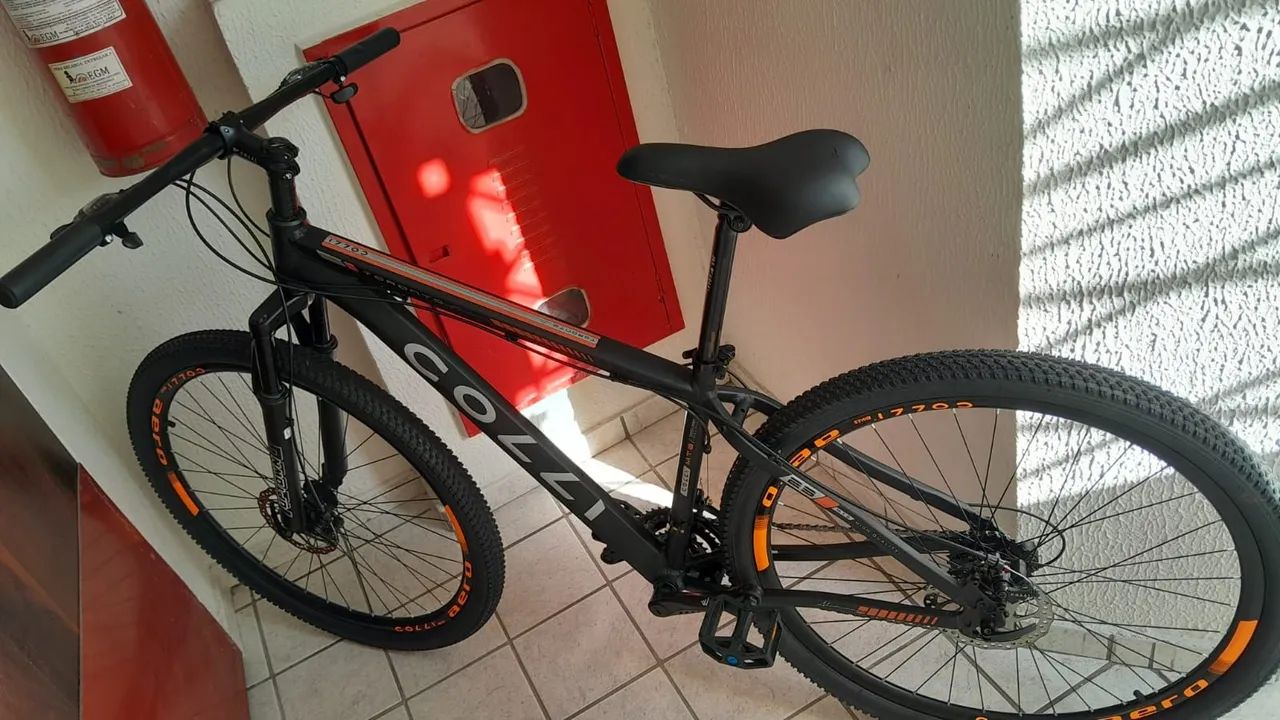 Bicicleta colli Toronto preta