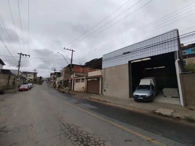 Aluga-se Galpão 