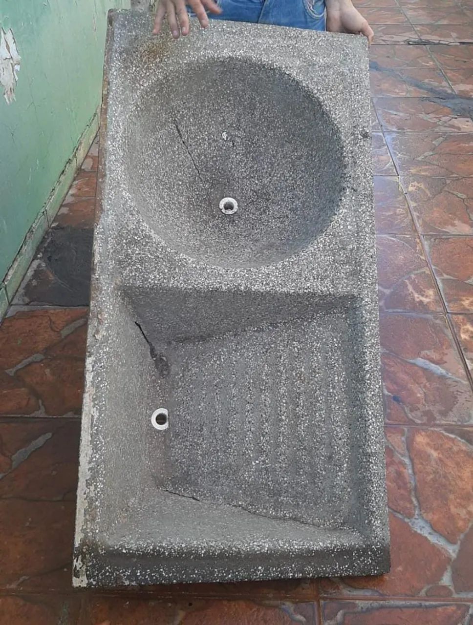Vendo Tanque em Mármore 