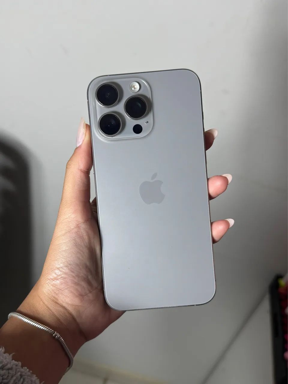 Iphone 15 pro MAX  - Foto 2