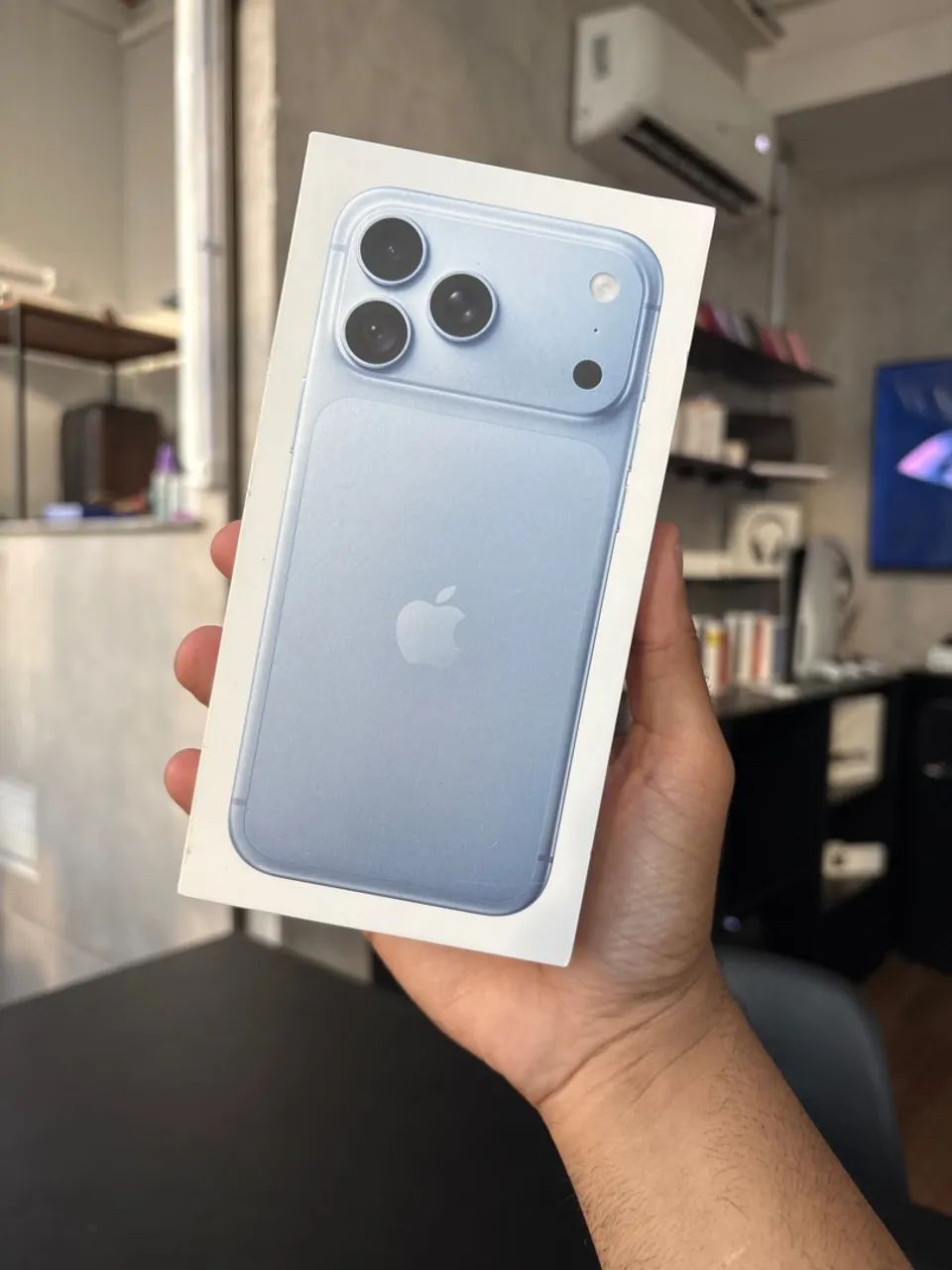 18 PRO MAX 256GB 