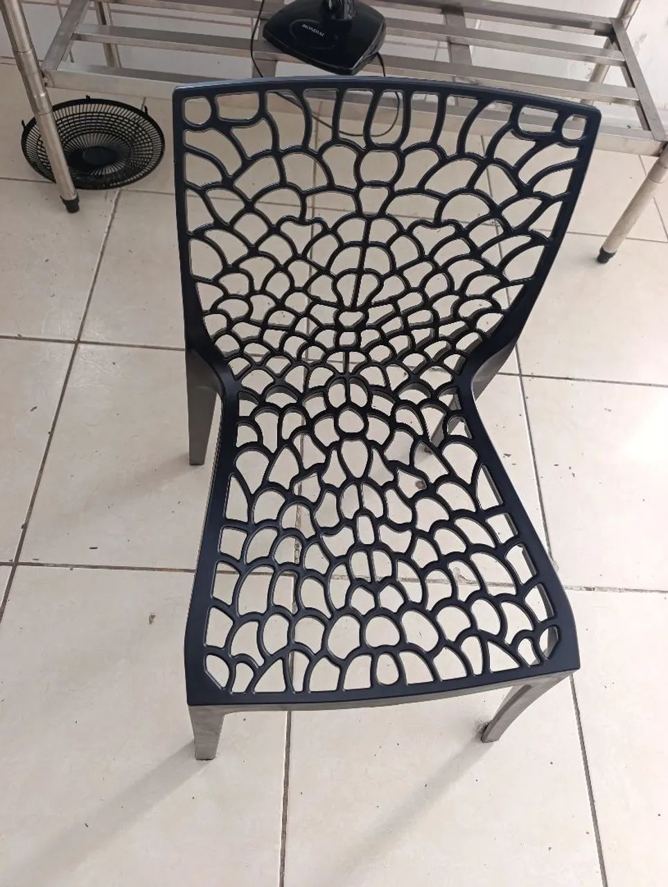 Mesa com 4 cadeiras, estilo indústrial - Foto 4