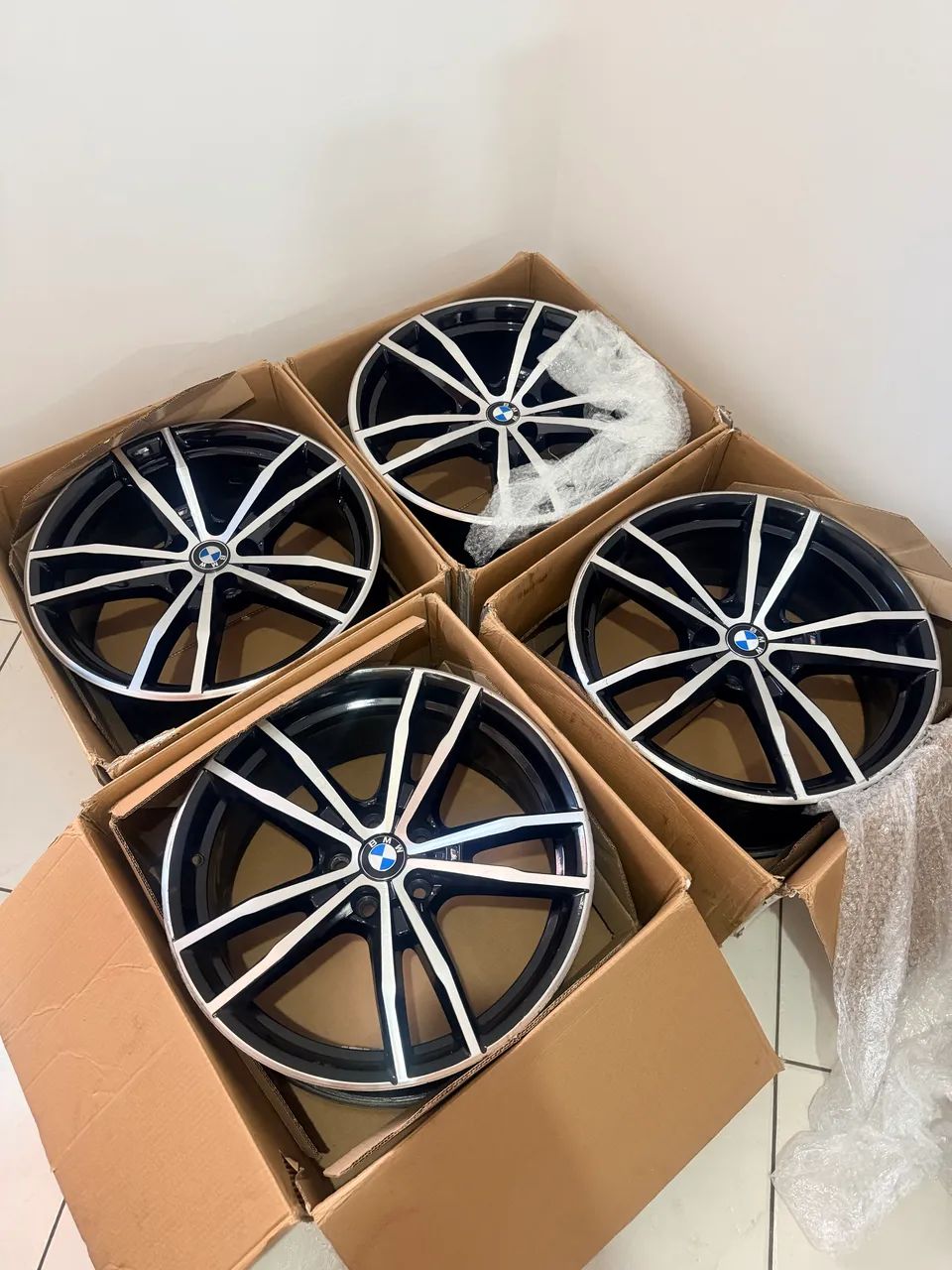 Roda bmw 320i serie M  - Foto 2