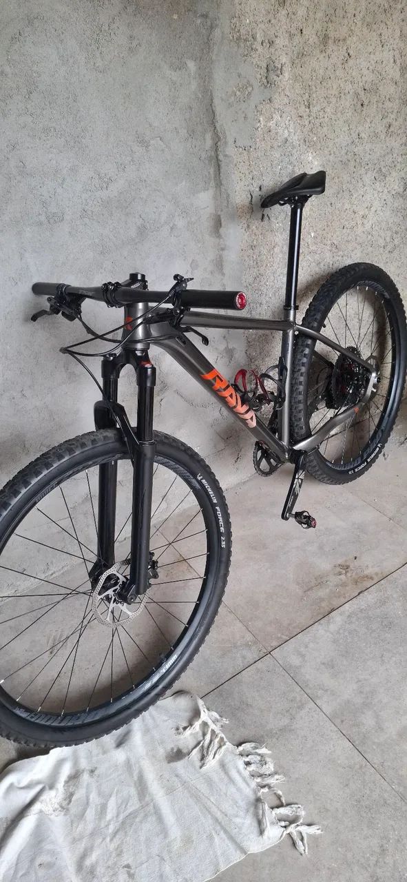 Bicicleta  semi nova - Foto 5