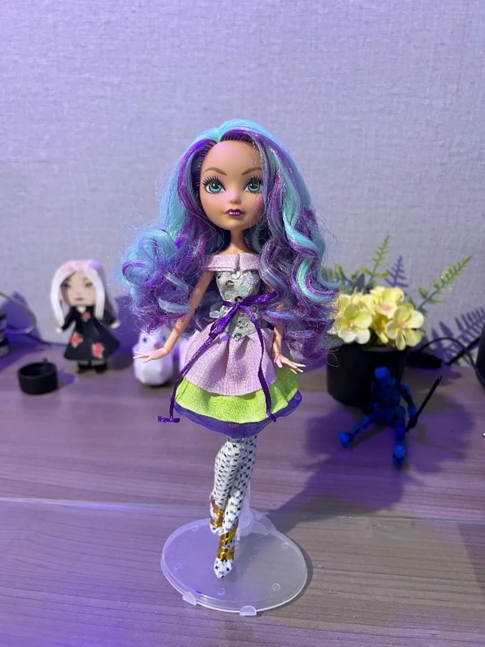  Madeline Hatter  Ever After High fake customizada  - Foto 5