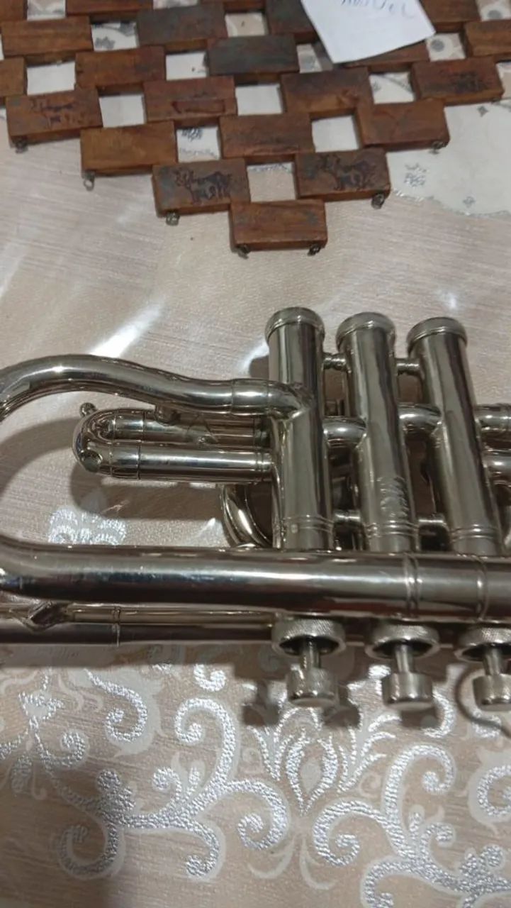 Cornet si e dó Escavonne com caixa original - Foto 2