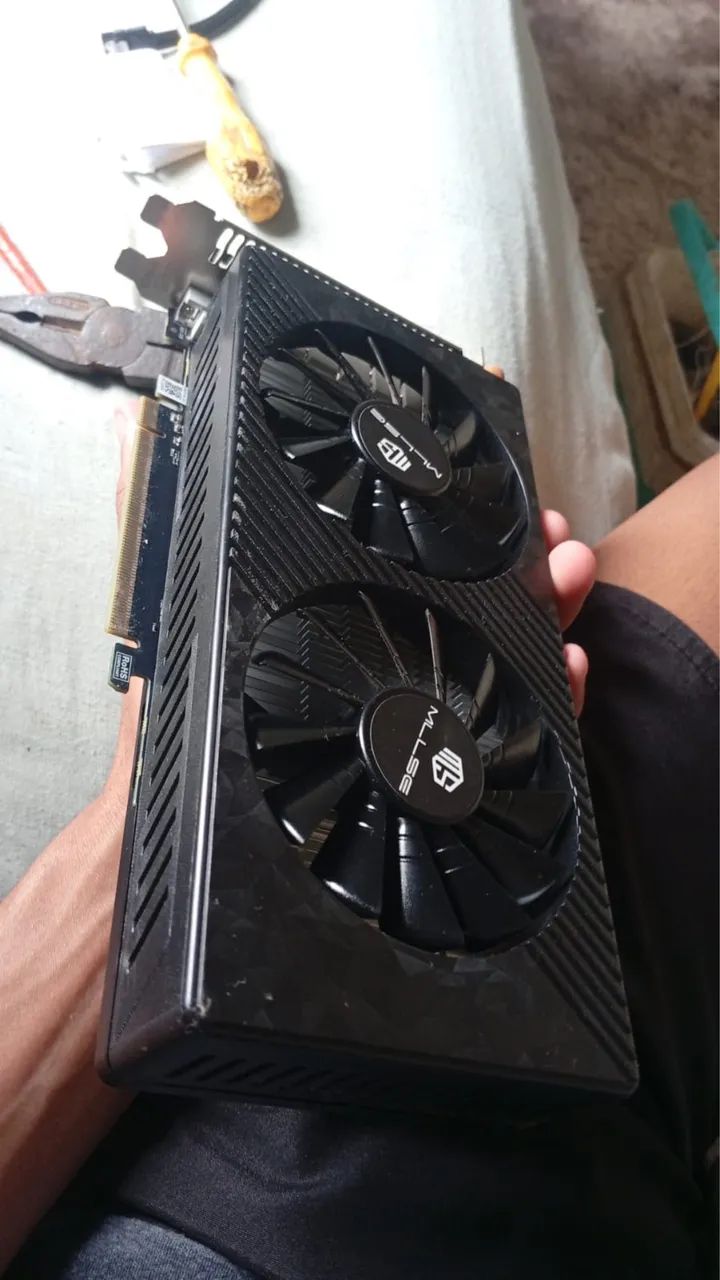 Rx 590 8gbs
