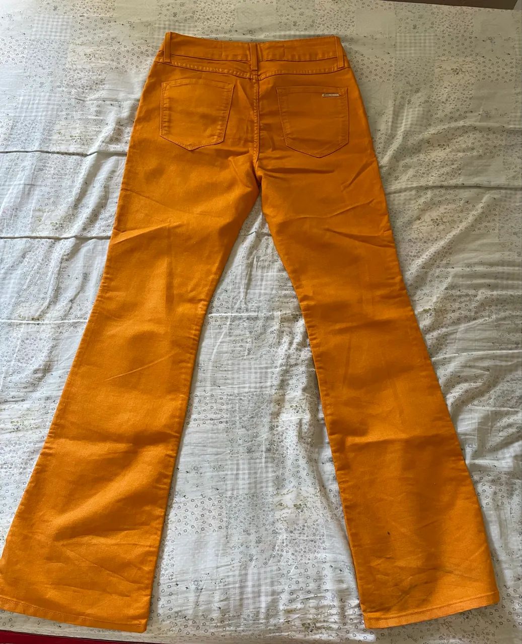 Calça Sarja Laranja Flare - Foto 2