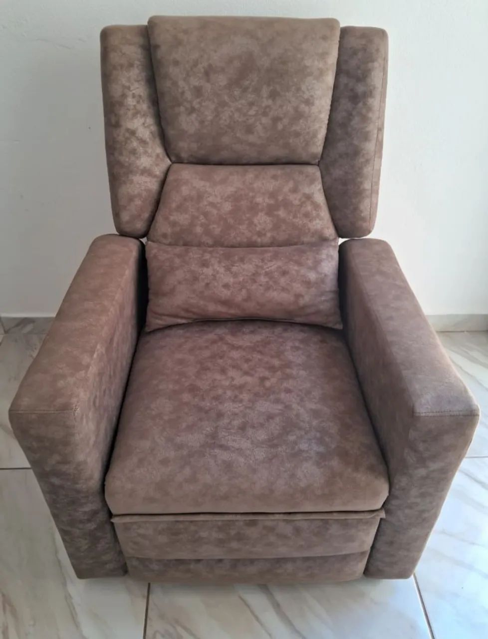 Poltrona reclinável 
