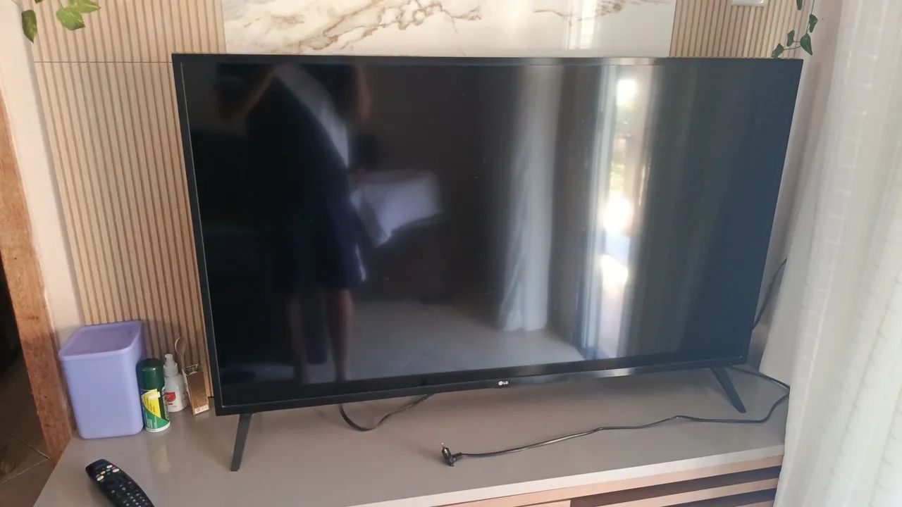 Vendo TV smart de 50 polegadas LG