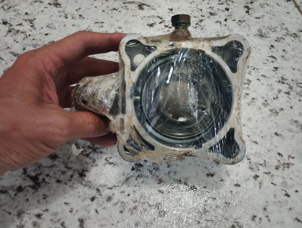 Vendo bomba hidráulica e comando. - Foto 3