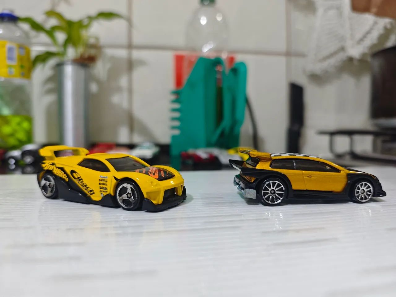 Kit dois carrinhos Hotwheels  - Foto 2