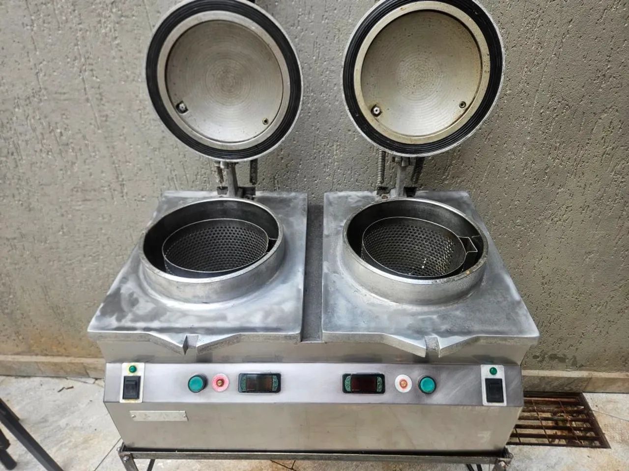 Fritadeira de pressão para frango dupla NOVA IND - Foto 2