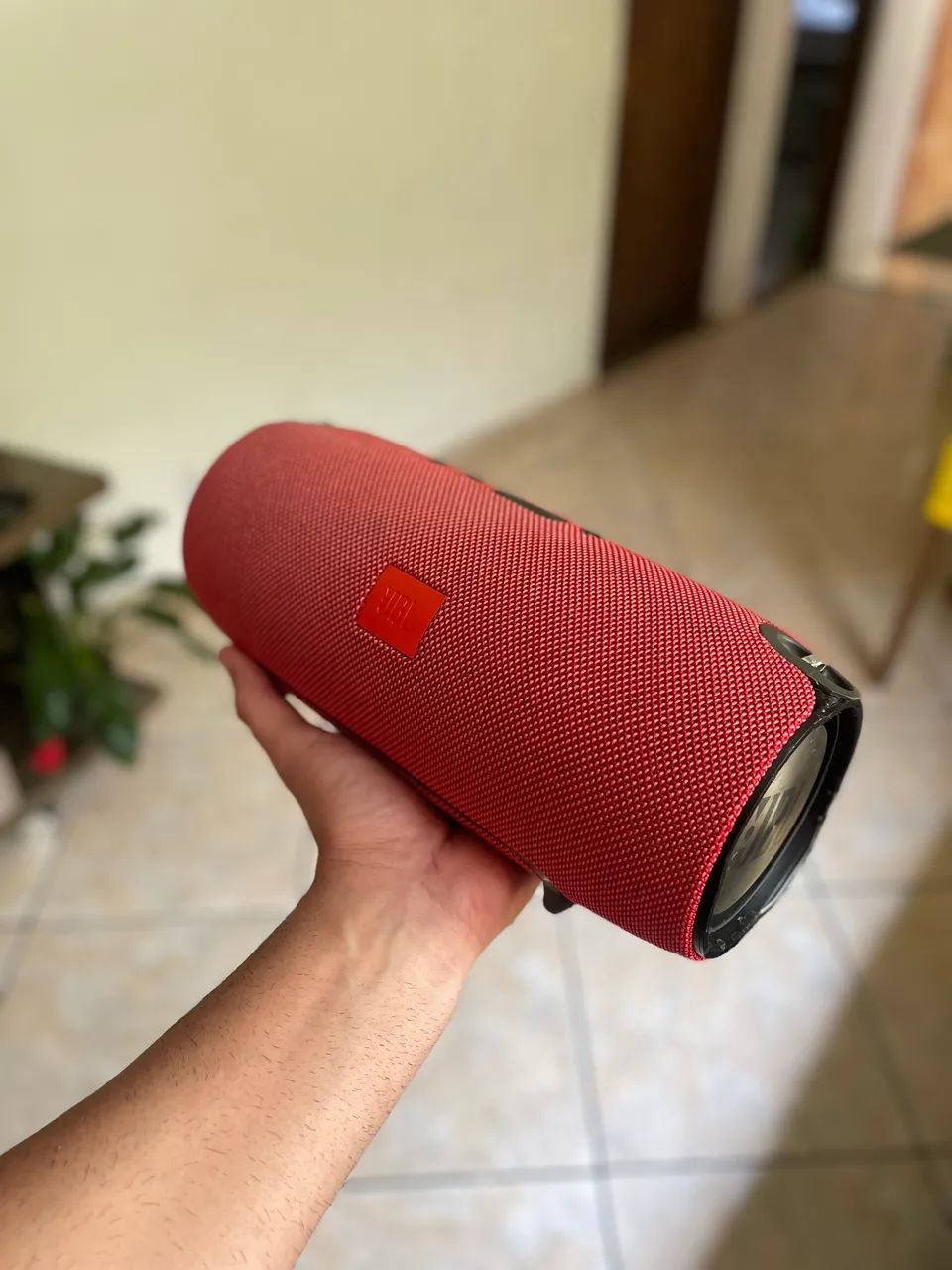 Caixa de Som JBL Xtreme Vermelha - Original e Impecável!