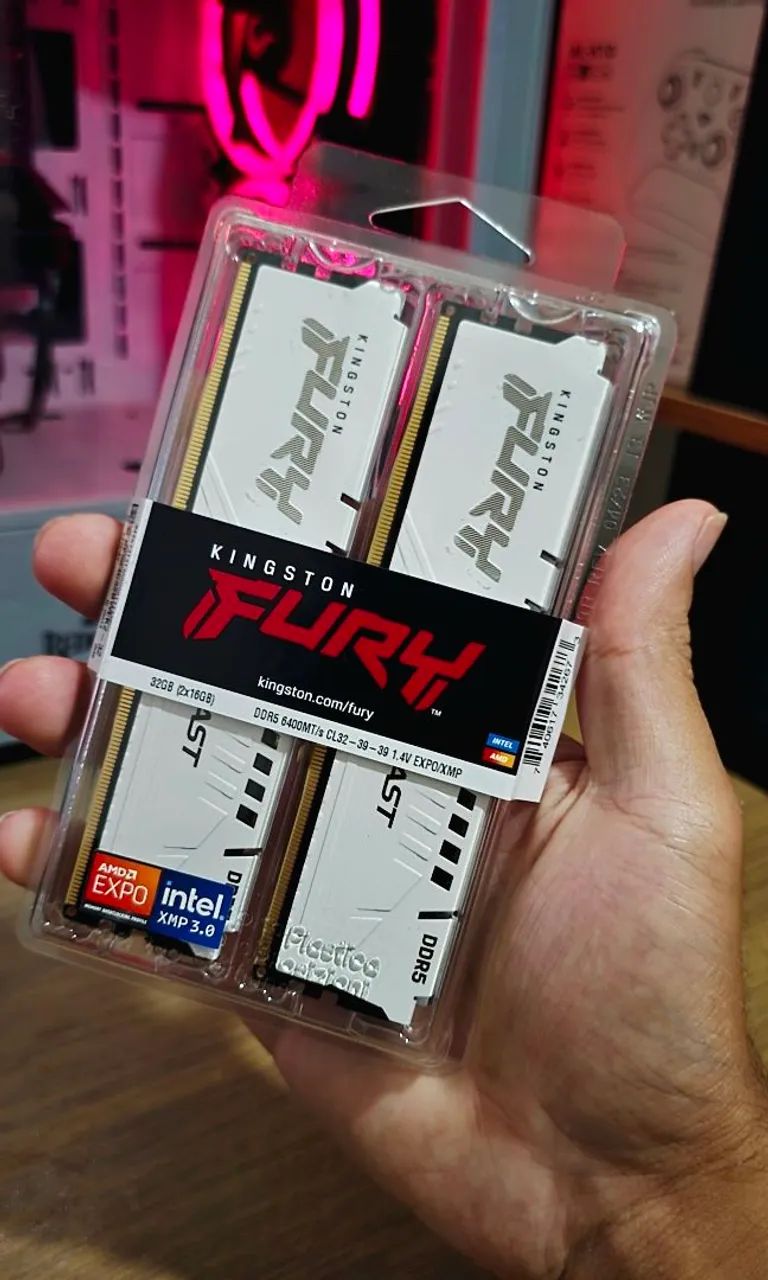 Memória RAM Kingston Fury Beast 32GB (2x16GB) DDR5 6400MT/s - Branca - Lacrada