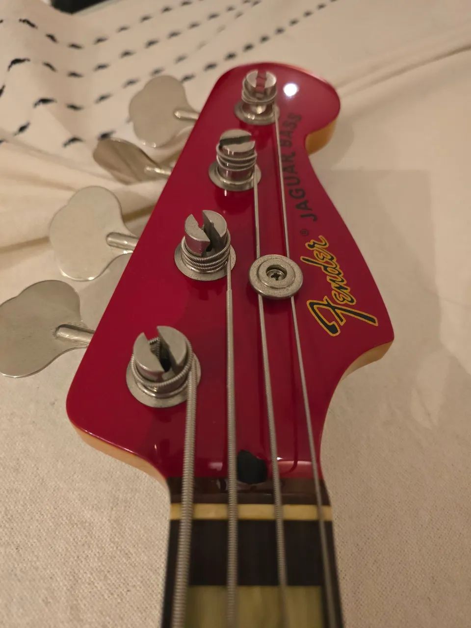 Baixo Fender Jaguar - Foto 2