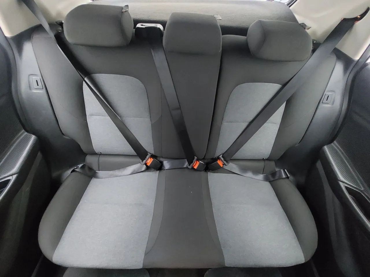 Chevrolet Onix Hatch 1.0 12V Flex Mec. 4P, foto 16 de 18