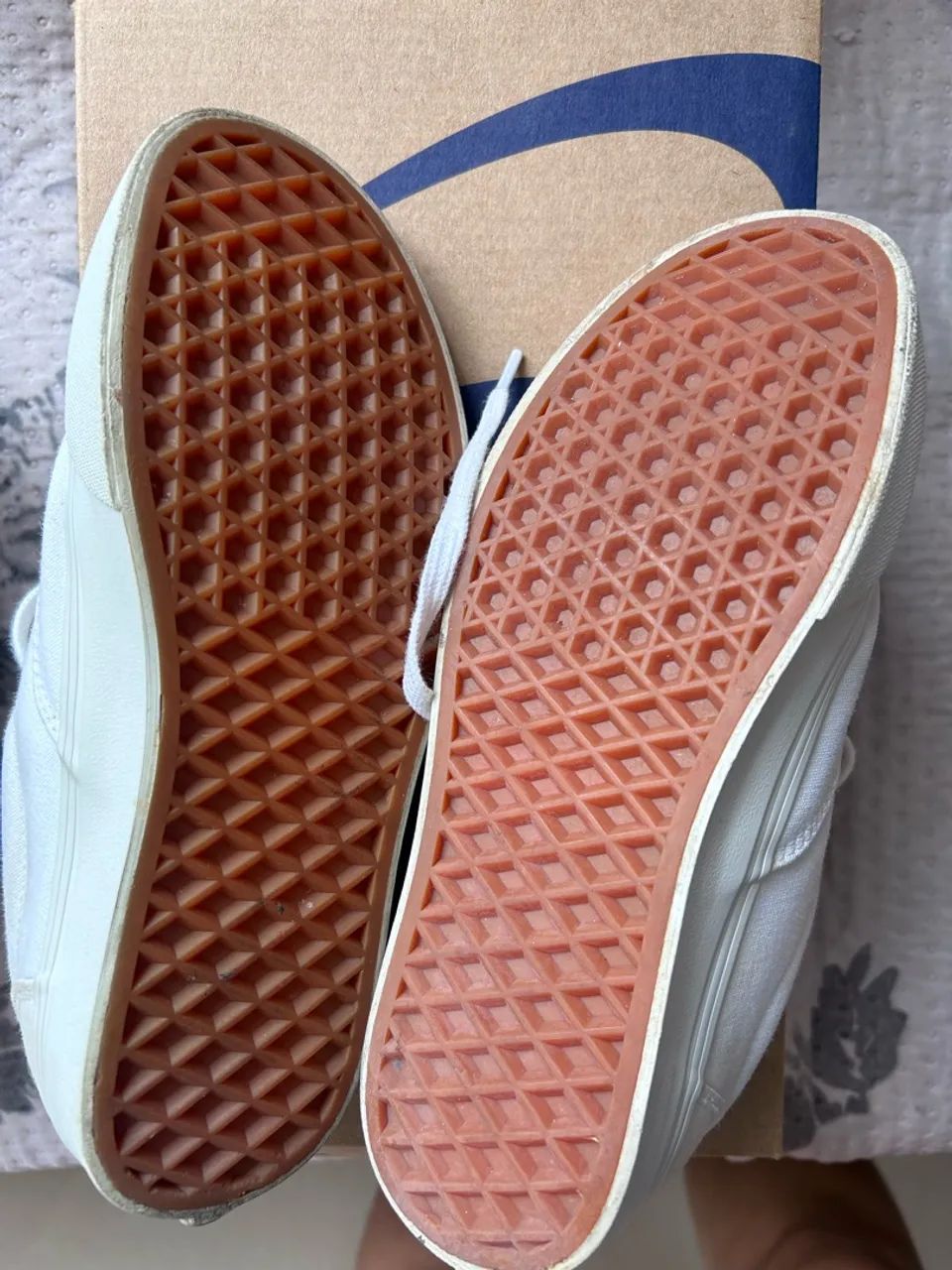Tênis Vans Branco/Off-white n° 35 - Foto 3