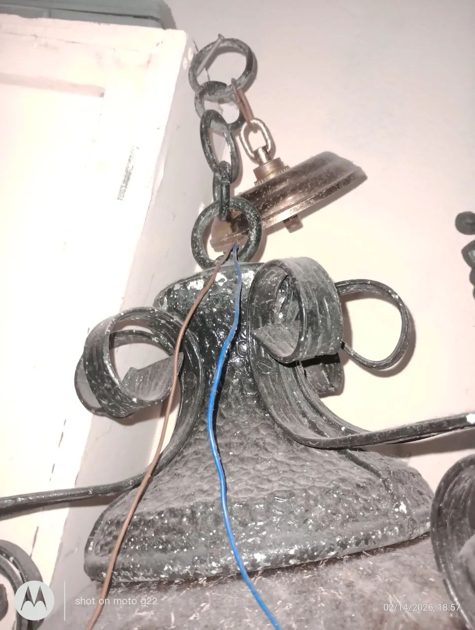 Lustre de alumínio antigo. - Foto 3