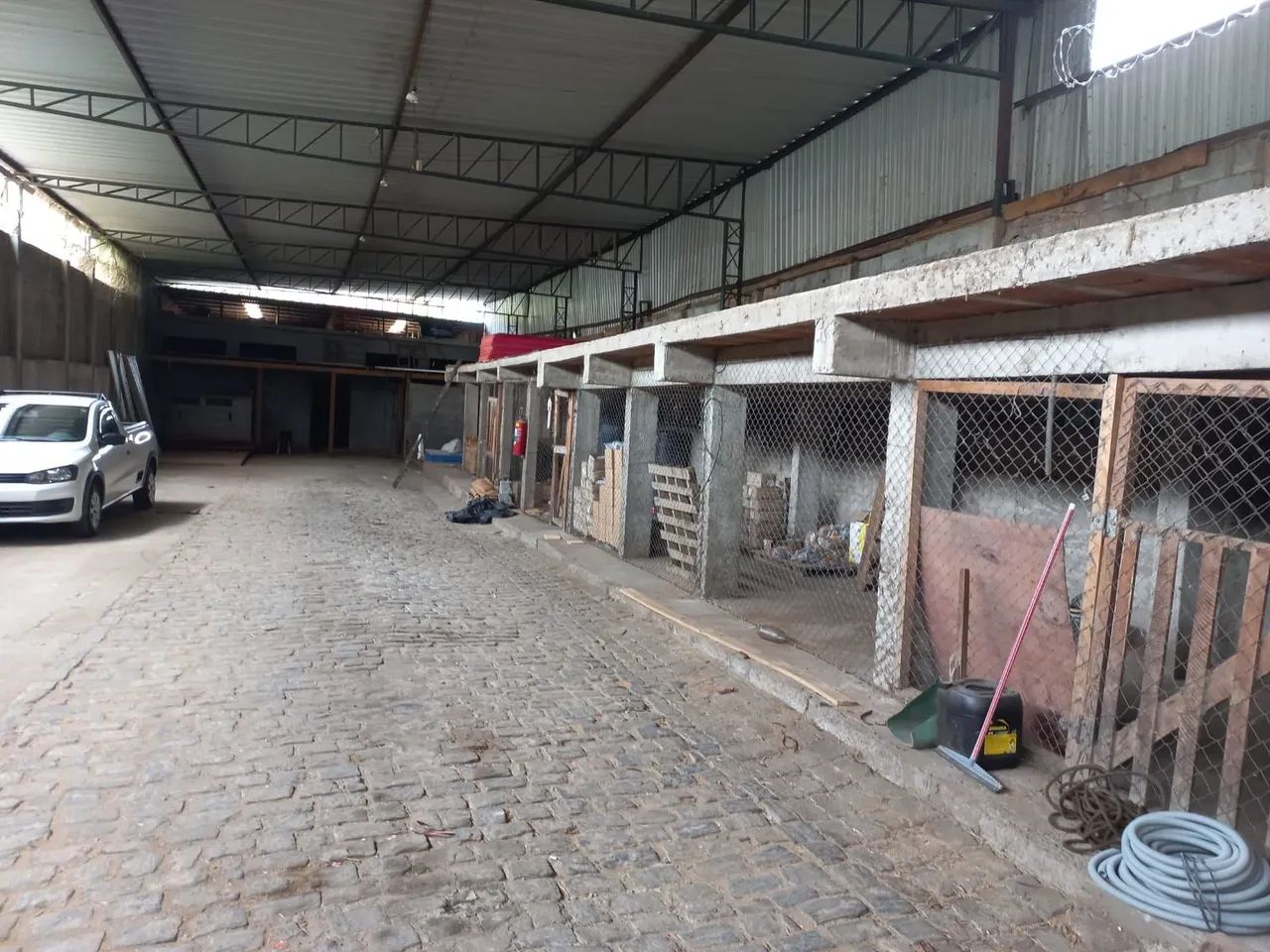Três Rios - Galpão com 600m². Oportunidade ! - Foto 3