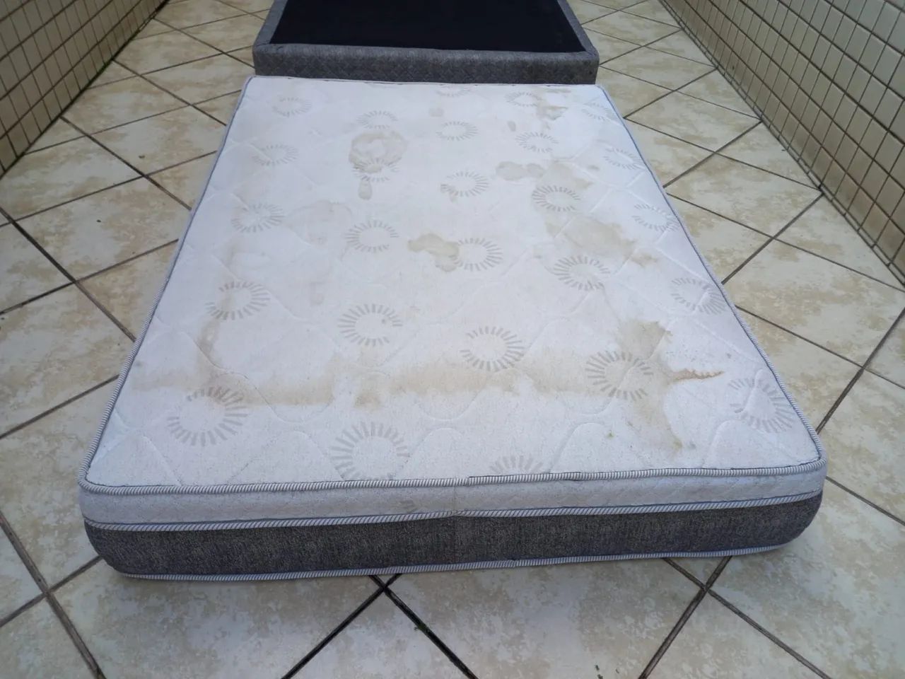 Cama box de casal umaflex $280 - Foto 2