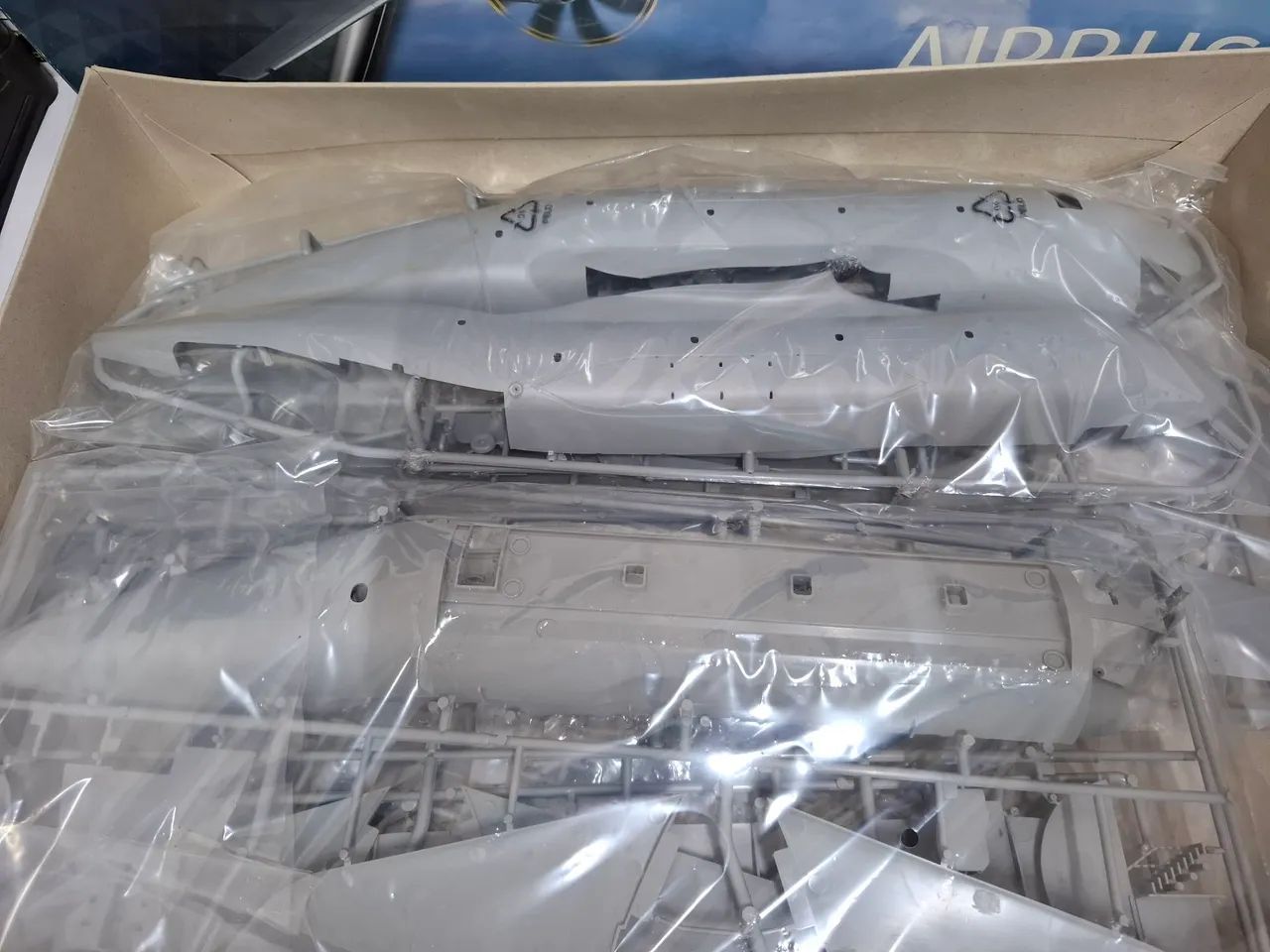 Kit Revell Importado Airbus A 400 M sem Montar Completo na Caixa - Foto 4