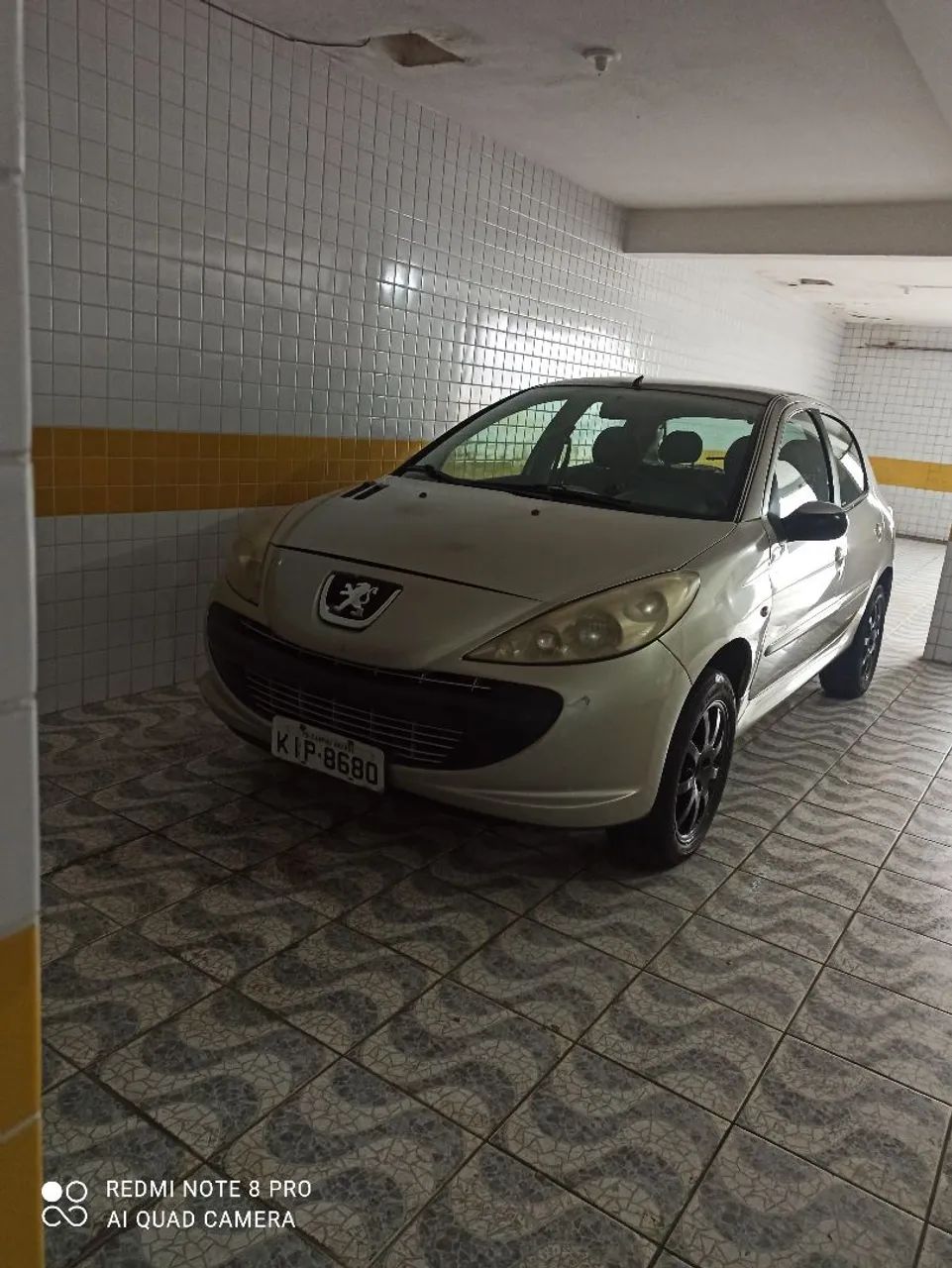 Peugeot 207 207 XR 1.4 Flex 8V 3p 2011