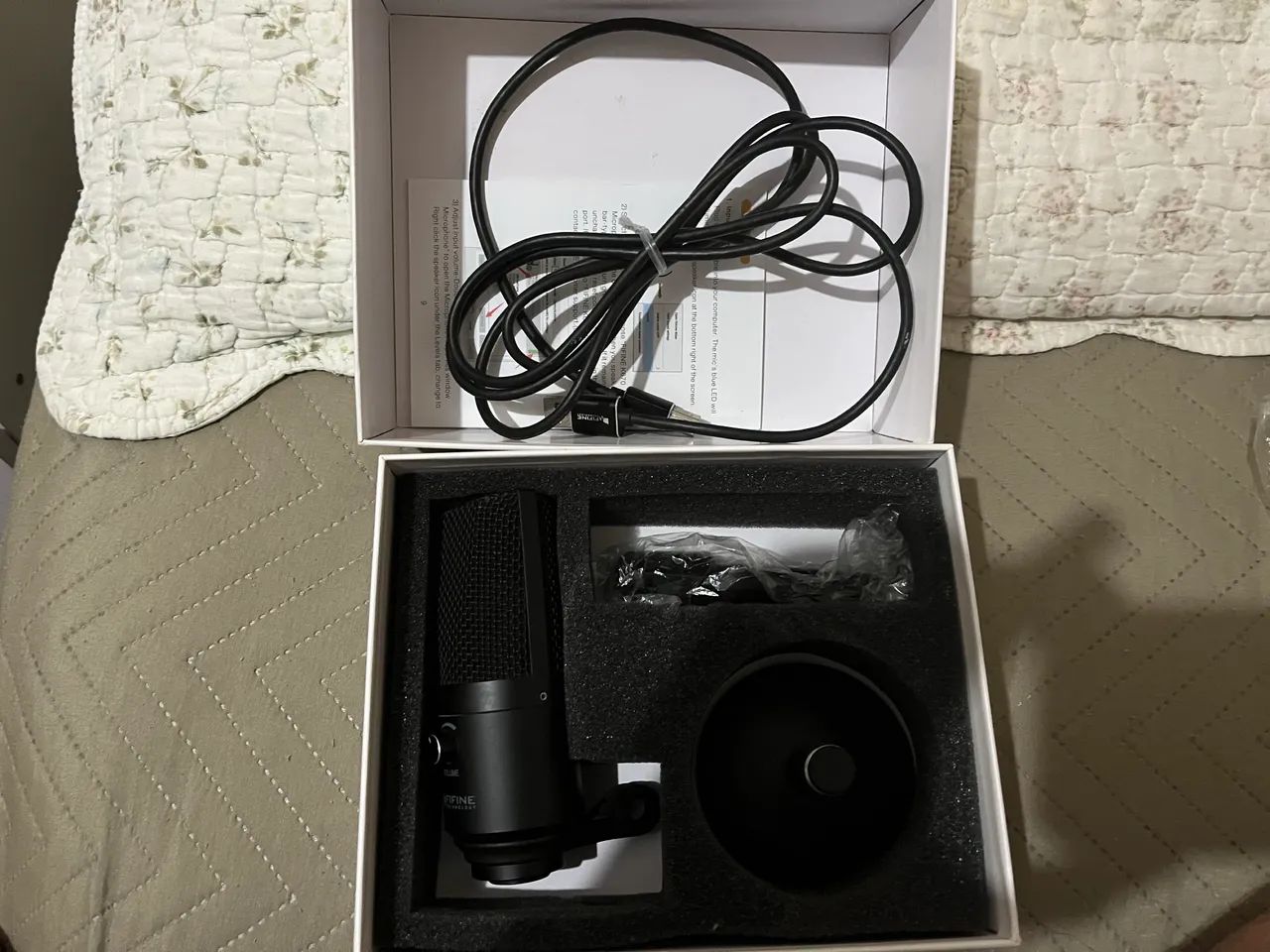 Microfone Fifine K670 / 670B (nunca usado) - Foto 4