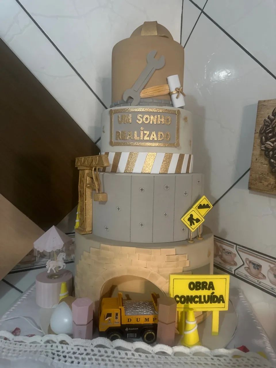 Bolo falso