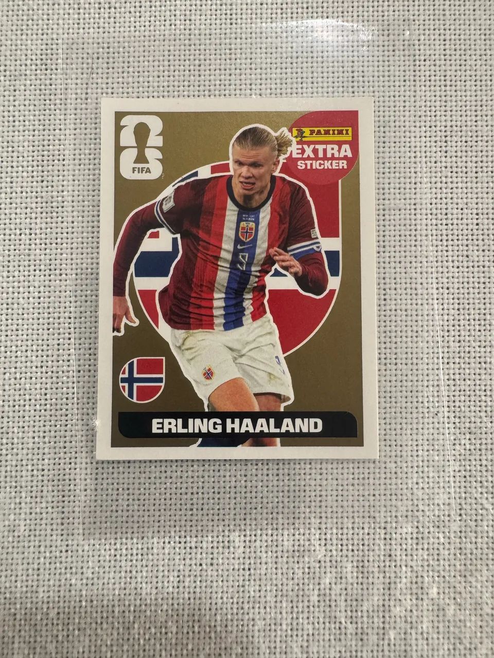 FIGURINHA DA COPA LEGEND HAALAND OURO 