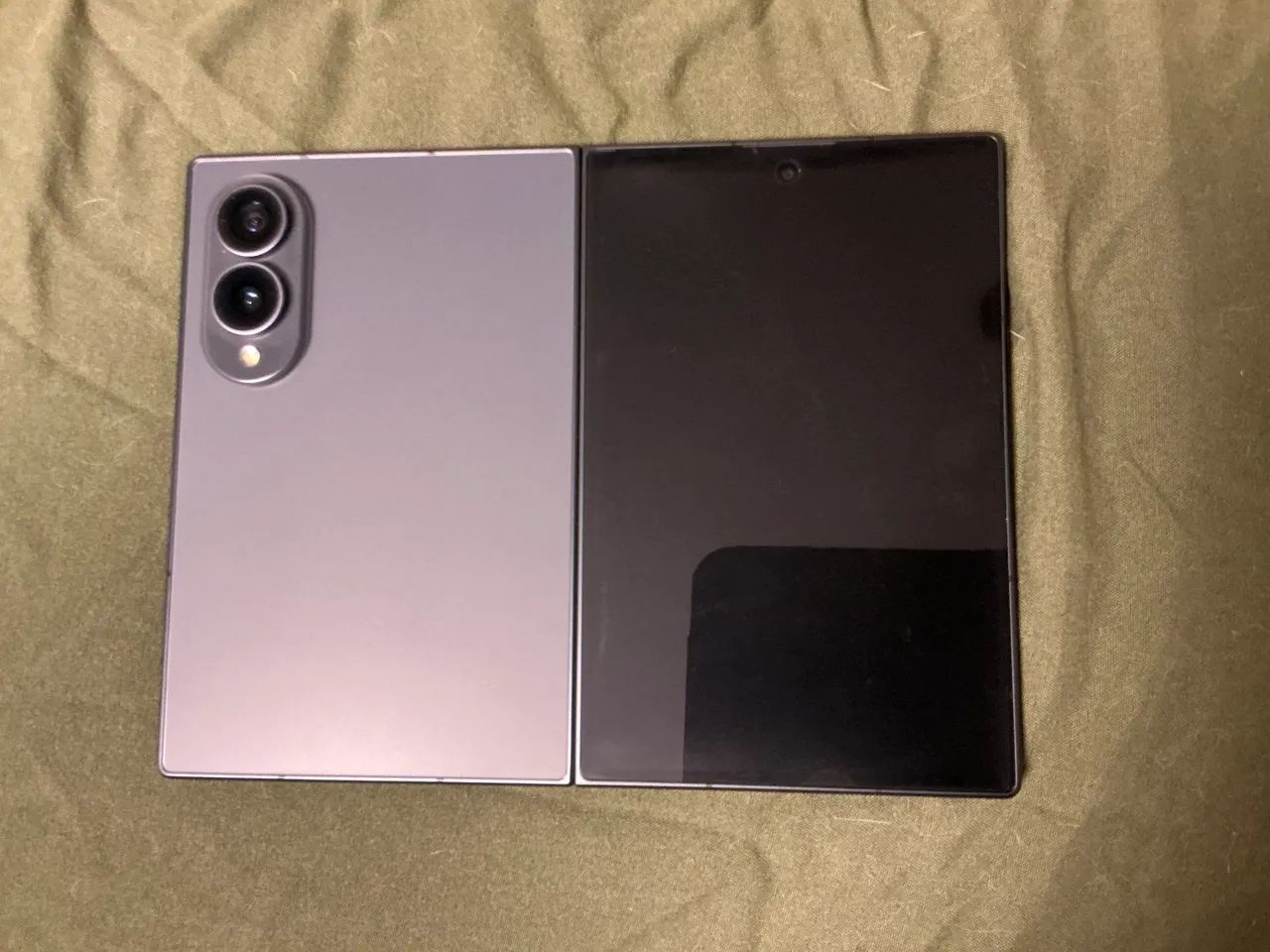 Combo - Galaxy Z Fold 8 512GB + Galaxy Watch 9 44mm - Foto 2