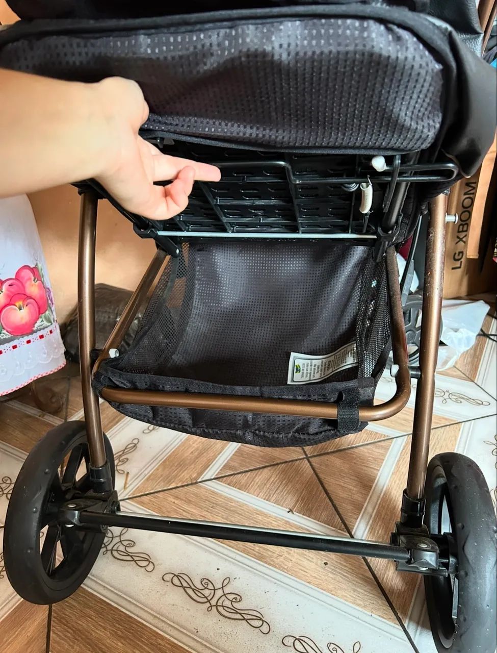 Carrinho de bebê novo  - Foto 3