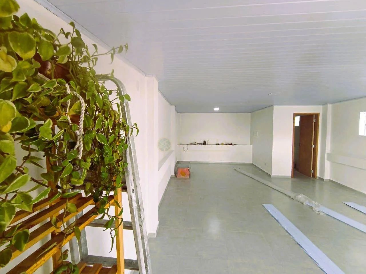 Locação | Loja Comercial de 40 m² - Lagoa da Conceição, em Florianópolis. - Foto 2