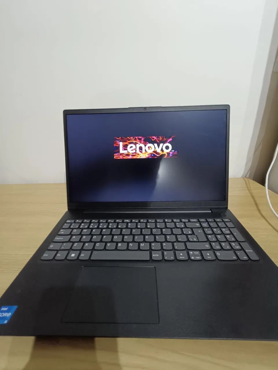 Vende-se notebook Lenovo NOVO - Foto 4