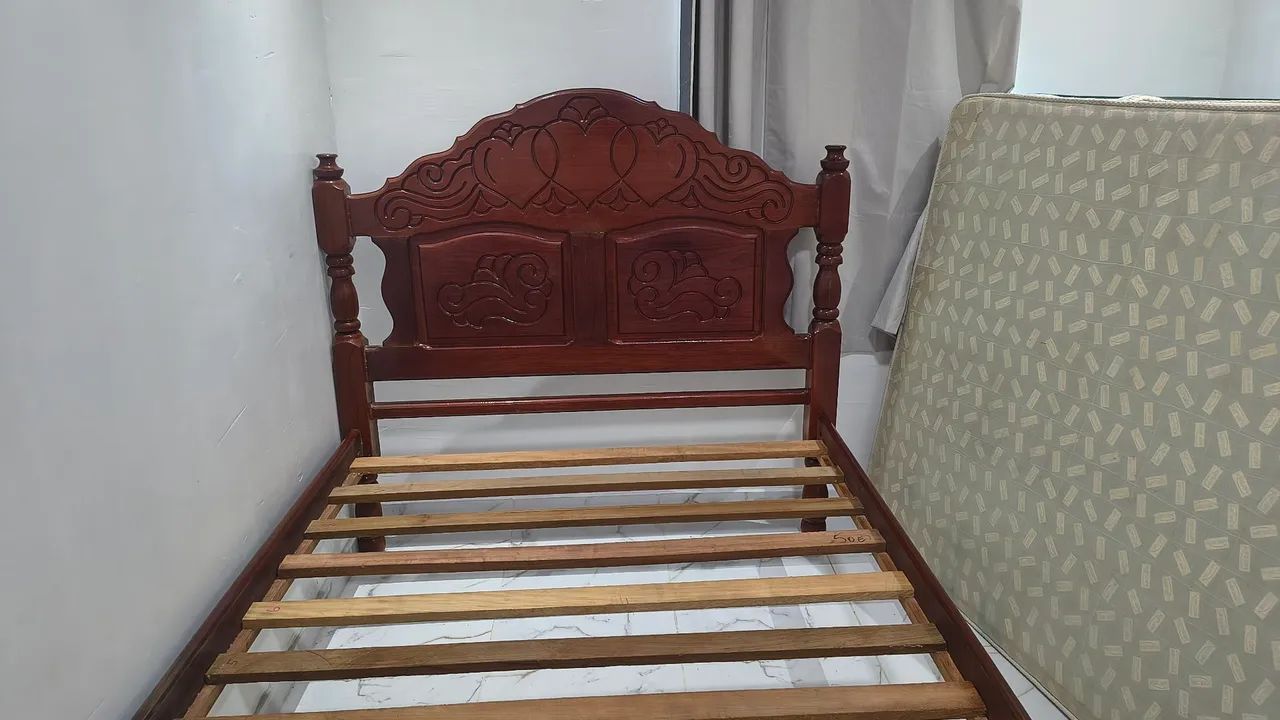 Base de cama Casal de madeira maciça Argilin  - Foto 3