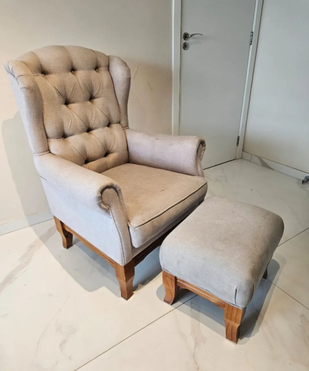 Nursing Chair - Linen with Footrest469163594849996805