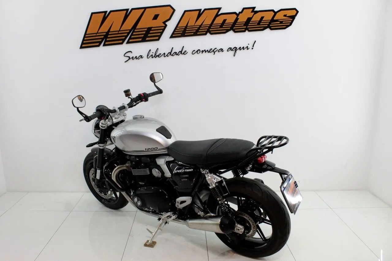 TRIUMPH SPEED TWIN - Foto 4